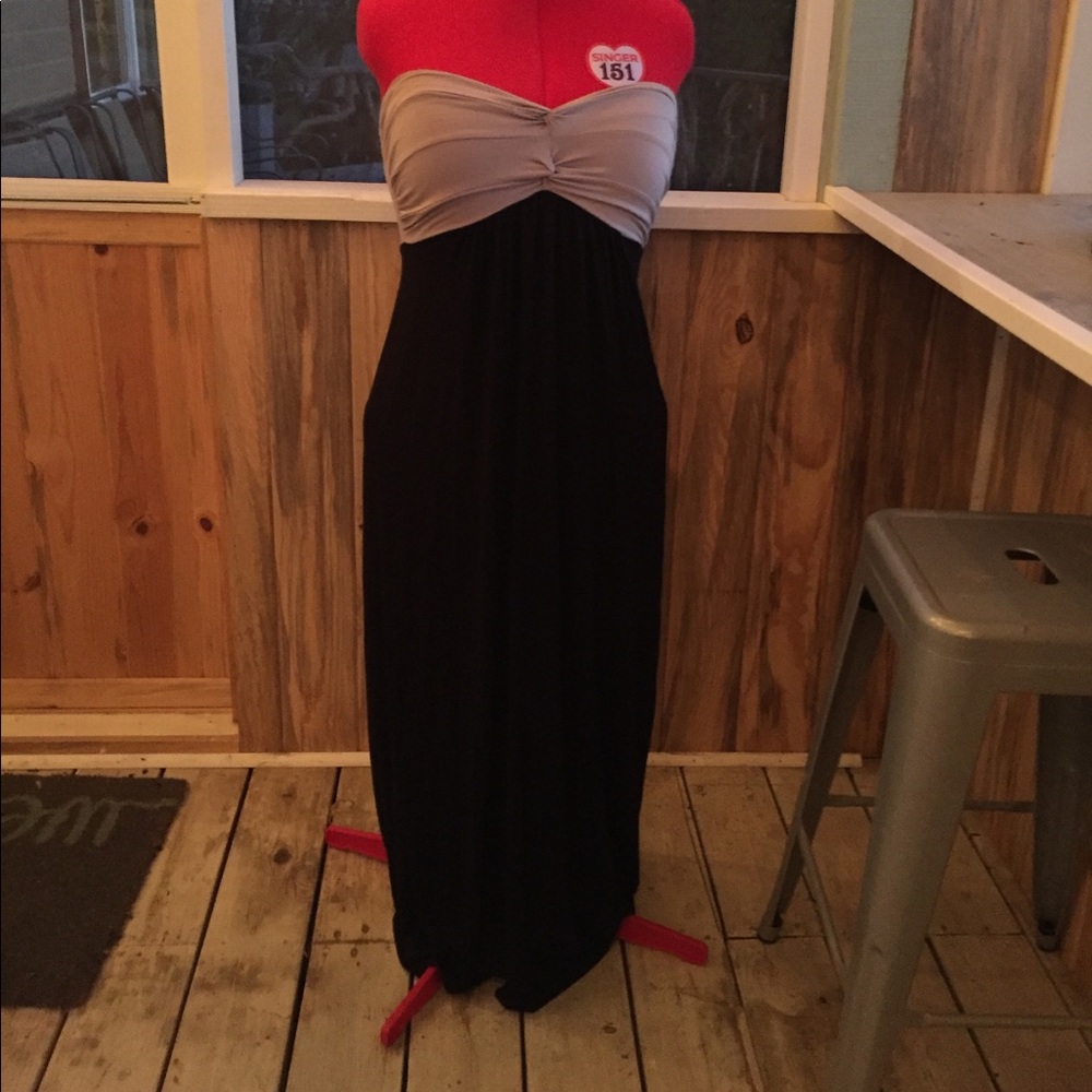 Strapless Maxi